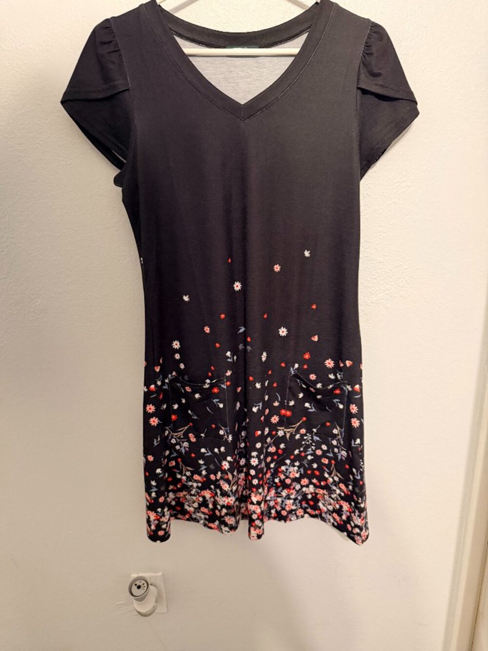 4-Piece Casual Summer Dress Bundle — Size S / One Size
